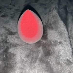 juno co velvet sponge in rose beauty sponge
